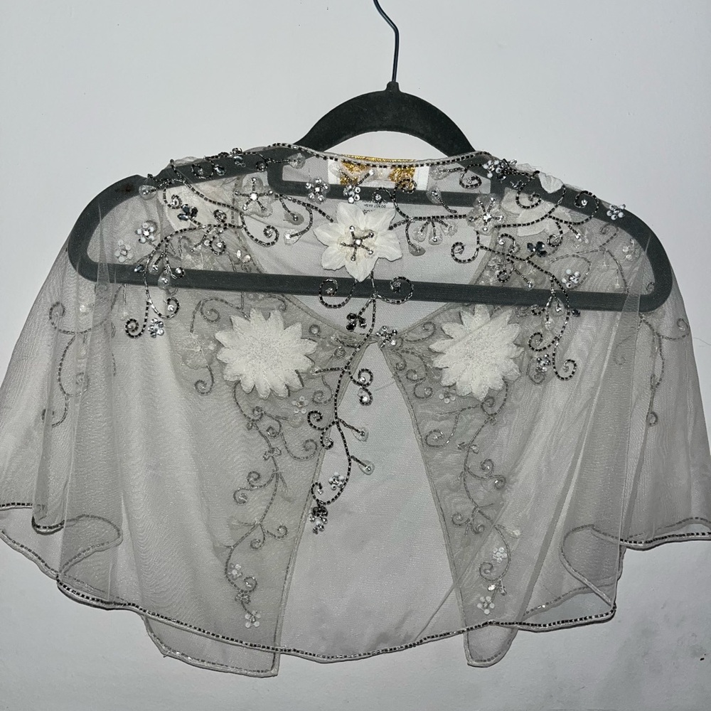 BHLDN Floral Embroidered Sheer Cape - Picture 5 of 7